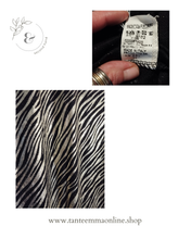 Load image into Gallery viewer, Sleeveless mini dress - zebra pattern - size XS/S