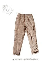 Load image into Gallery viewer, Cargo trousers - beige - woman - 100% polyester - Primark - size eur 38