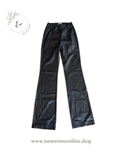 Load image into Gallery viewer, Black faux leather trousers - woman - size S