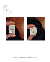 Load image into Gallery viewer, Black faux leather trousers - woman - size S