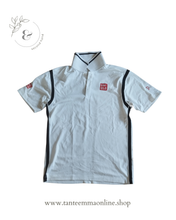 Load image into Gallery viewer, Tennis polo - Uni Qlo - man/boy - small wear mark on the logo on the sleeve - size XS Tante Emma Online