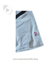 Load image into Gallery viewer, Tennis polo - Uni Qlo - man/boy - small wear mark on the logo on the sleeve - size XS Tante Emma Online