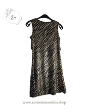 Carica l&#39;immagine nel visualizzatore di Gallery, Mini abito senza maniche - fantasia zebra - taglia XS/S
