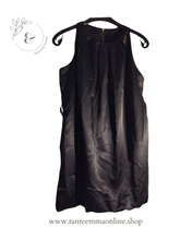Load image into Gallery viewer, Sleeveless mini dress - size xs
