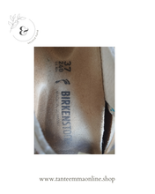 Load image into Gallery viewer, Flip flops - Birkenstock - original - white with small colored dots - summer - used - size 37
