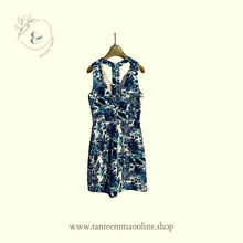 Load image into Gallery viewer, Elegant dress | bright blue | floral | S | H e M
