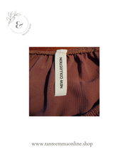 Load image into Gallery viewer, Boat neckline t-shirt with sleeve 3/4 long - brown - poliestere
