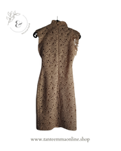 Carica l&#39;immagine nel visualizzatore di Gallery, Abito a maniche corte con pizzo color carne con sottoveste - Zara - taglia XS
