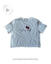 Load image into Gallery viewer, Short t-shirt - Hello Kitty - white - Bershka - woman - size XS
