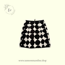 Carica l&#39;immagine nel visualizzatore di Gallery, Elegant skirt | black and white | M | Liviana conti - Tante Emma Online
